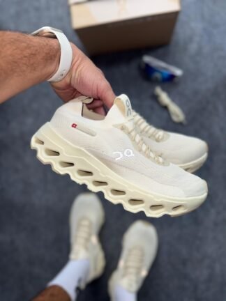 On cloudtilt Running